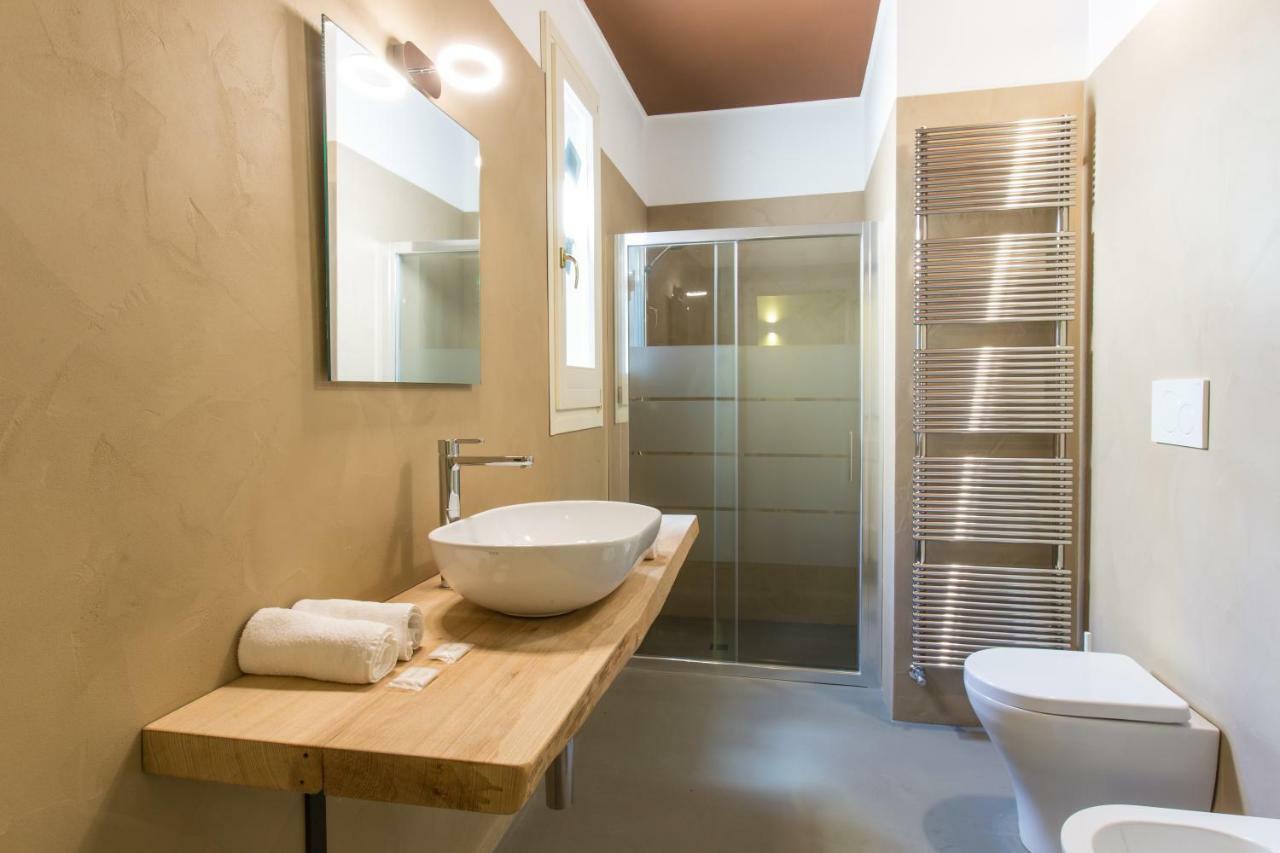 Dimora Dei Salentini Bed & Breakfast เลชเช ภายนอก รูปภาพ